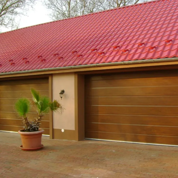 SECTIONAL GARAGE DOORS