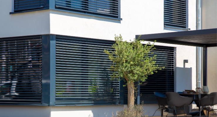 Prepare Your Home for Winter: -15% on All External Shutters and Garage Doors!